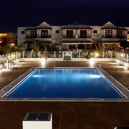 빌라 Casa Hannah By Now Ltd